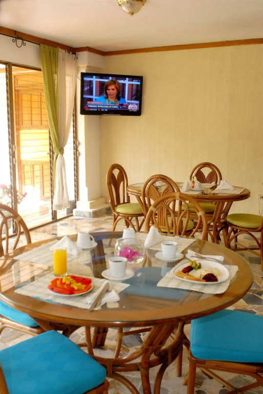 Hotel Santa Elena