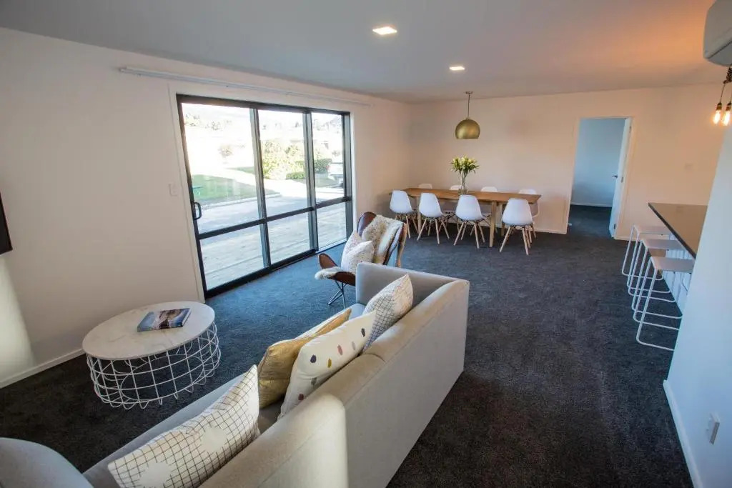Stow Wanaka 4 -Charming Space, Just a Stone Throw from Central Wanaka