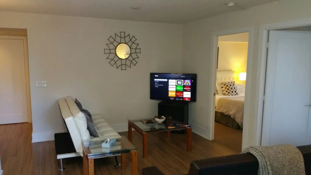 Pelican Suites at Fly Condos