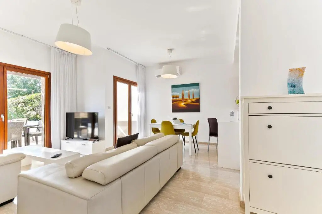 2 bedroom Villa Proteus with private pool, Aphrodite Hills Resort