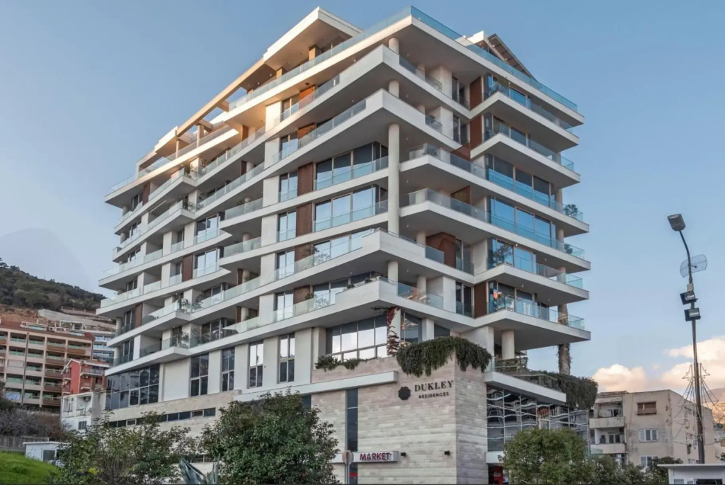 Four Views By The Sea Apartments