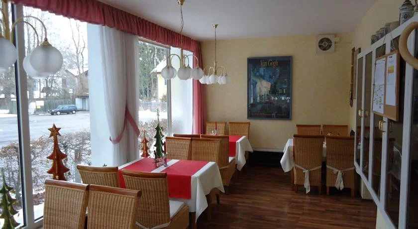 Restaurant - Café - Hotel Österreich am Kurpark