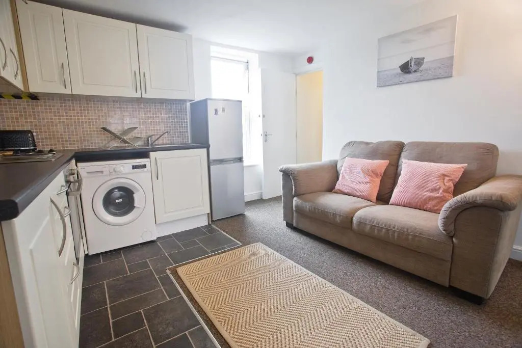 Flat 3 Bellvue