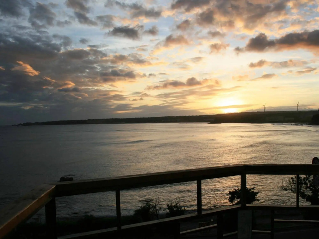 Haku Beach Days Inn