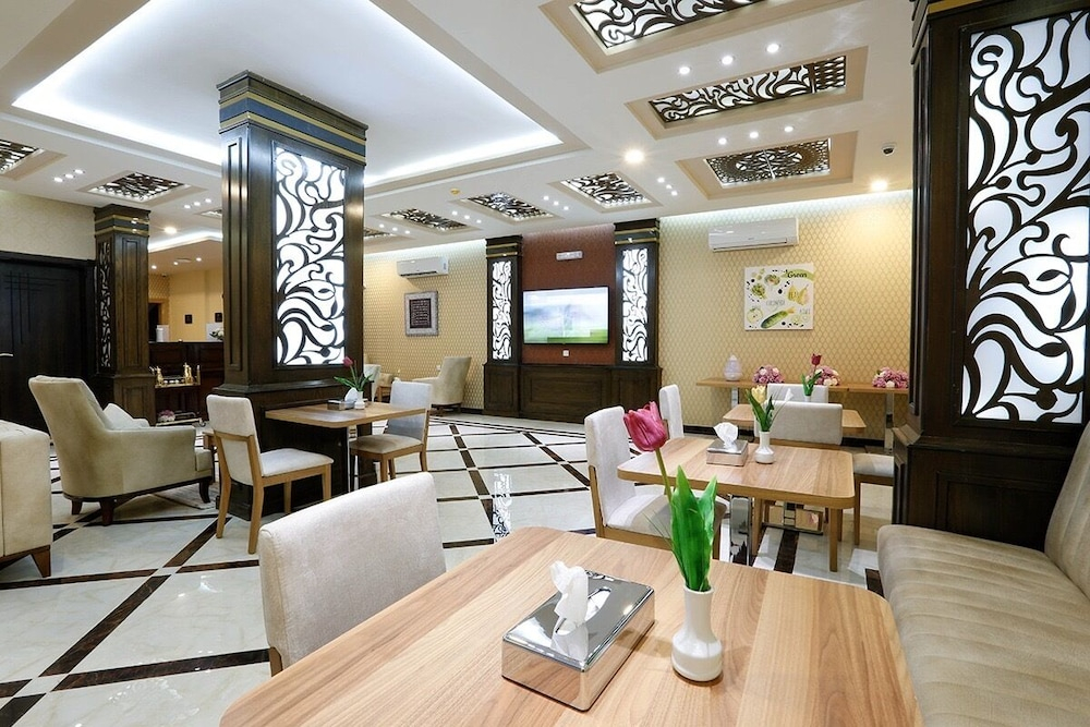 Alfaswal Alarbaah Serviced Apartment