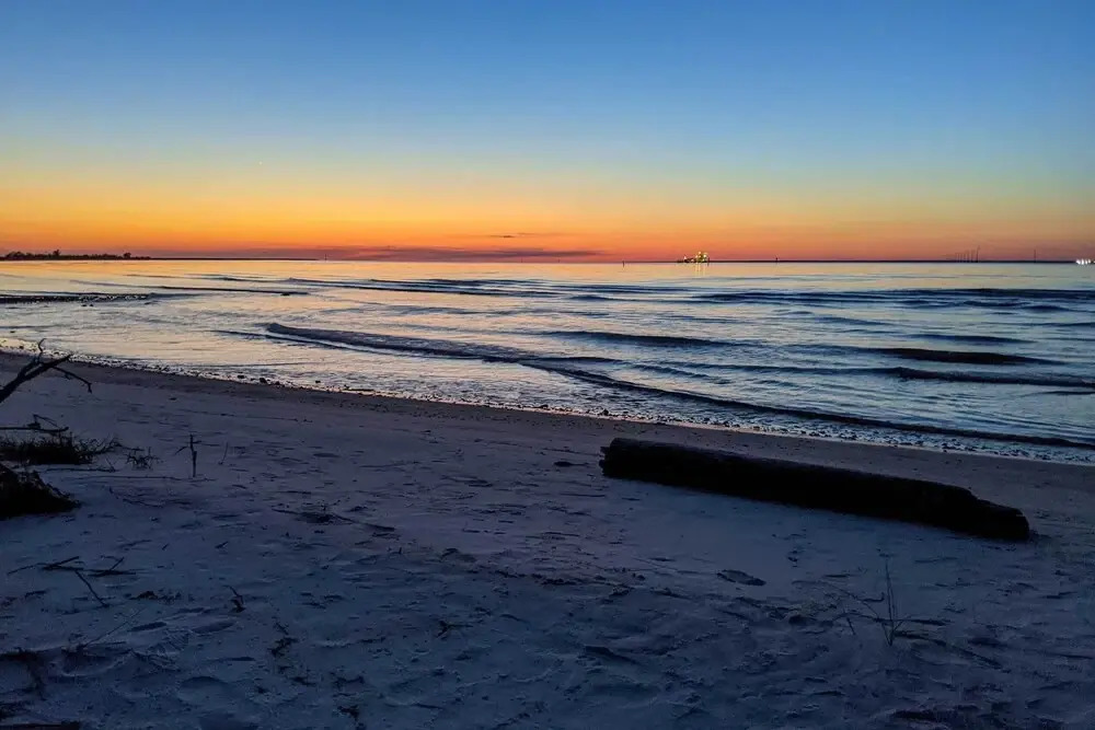Stunning Views & Waterfront Fun: Aloe Bay Home