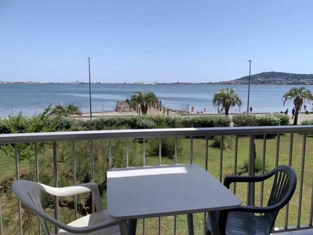 Appartement Balaruc-les-Bains, 1 pièce, 4 personnes - FR-1-503-82