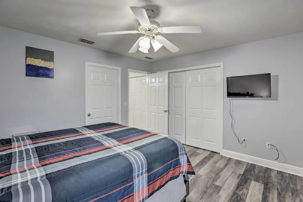 Tidy Tallahassee Townhome ~ 7 Mi to Downtown!