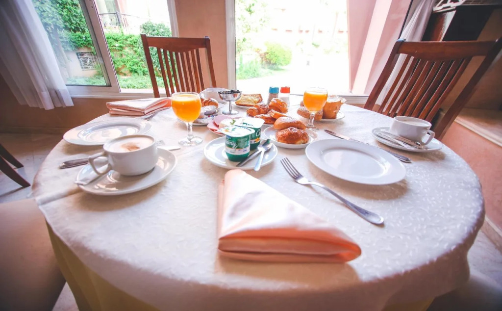 Hotel Menzeh Dalia