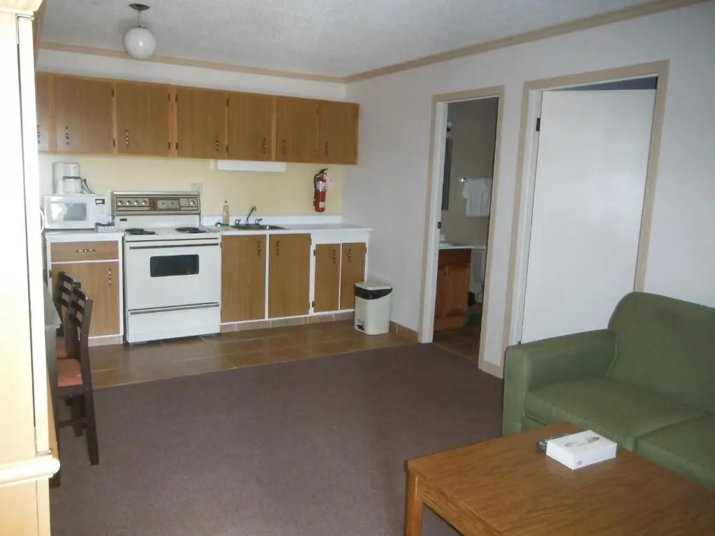 Tumbler Ridge Inn