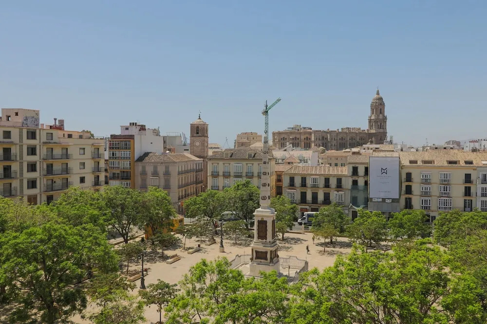 Cosy 7 Bedrooms in Plaza Merced