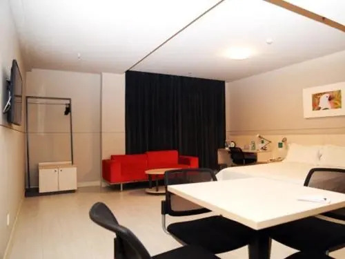 Jinjiang Inn Qianan Middle Yanshan Road Branch