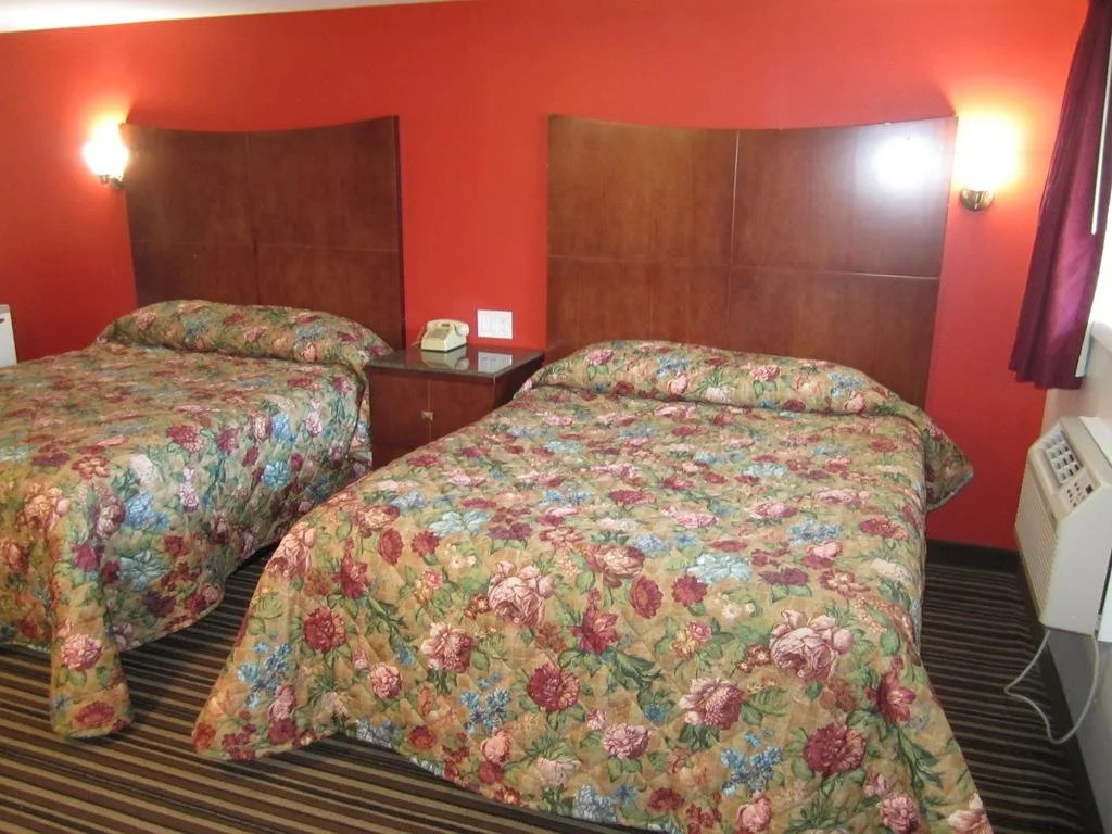 Travel Inn and Suites