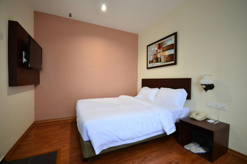 906 Riverside Hotel Malacca
