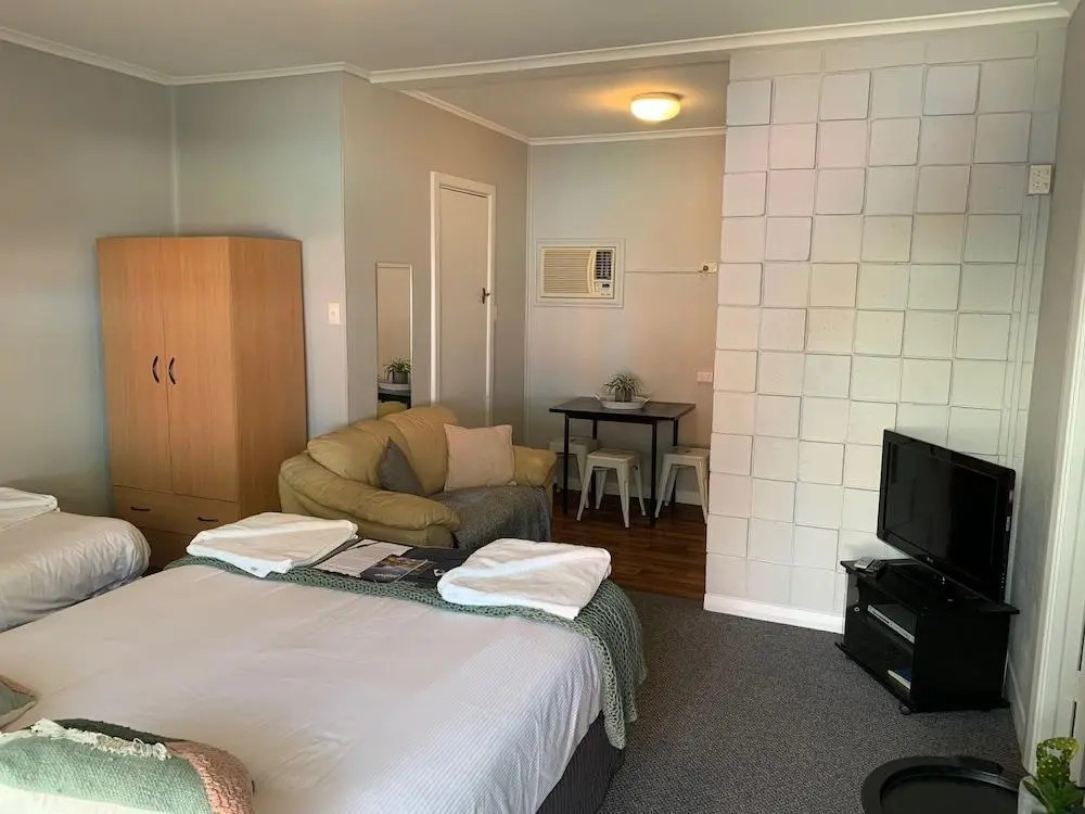 Adelaide City Fringe Serviced Apartments