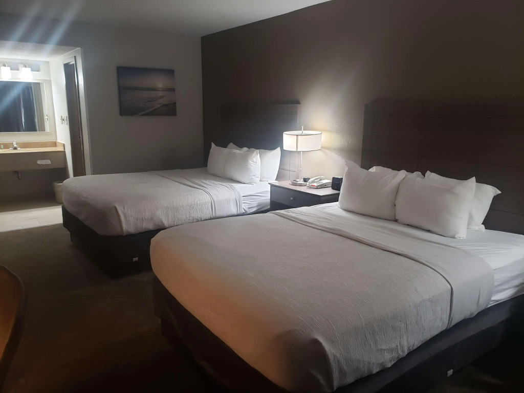 Best Western Center Inn