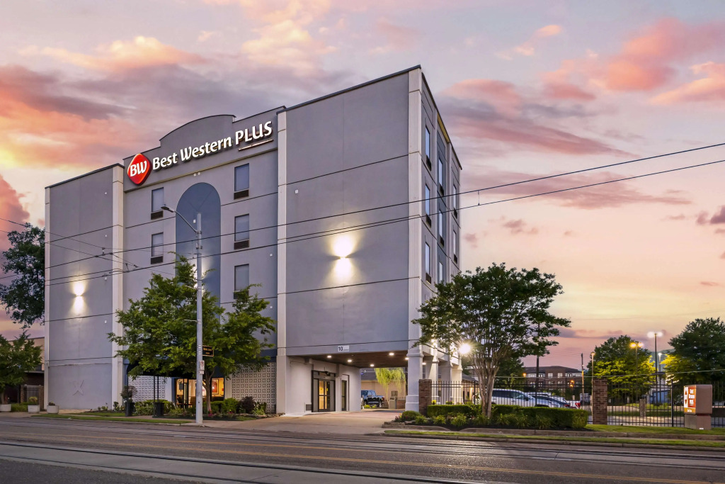 Best Western Gen X Inn