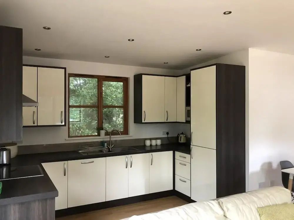 Cosy South Gloucestershire Cabin Retreat