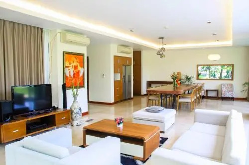 Villa 5 Bdrs Ocean view villa - Free Airport Pick Up