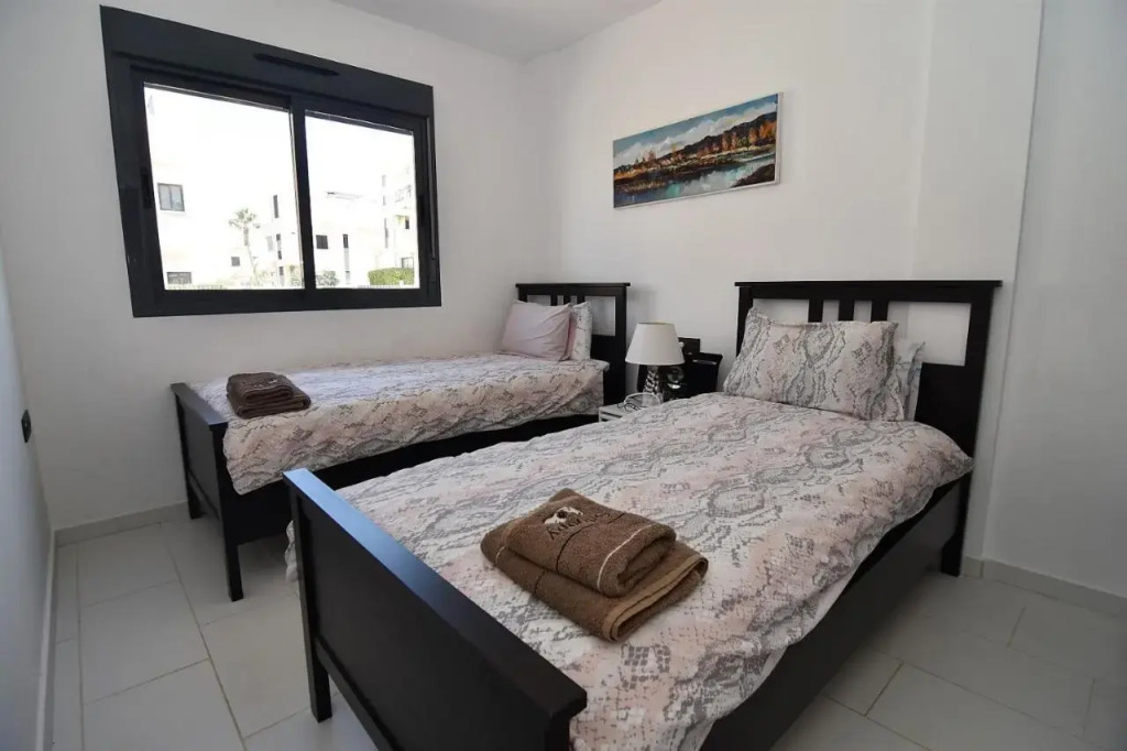 Penthouse Oasis Beach IV N  142