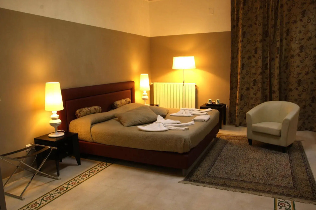 Abatellis Luxury