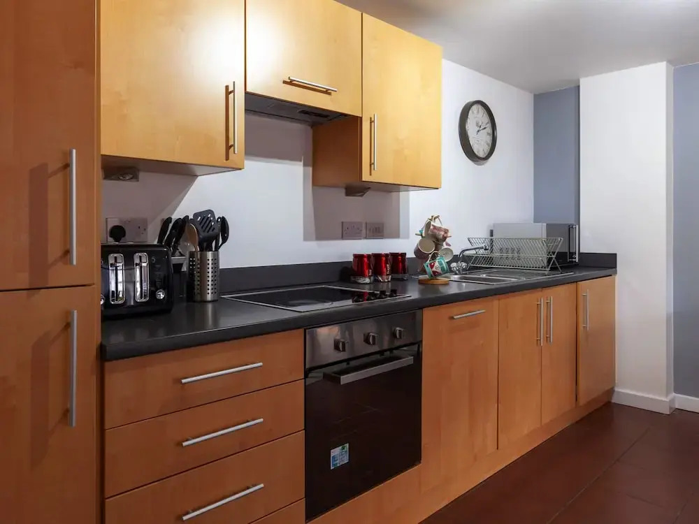 PM & Charles Luxury Apartments - 2 Bedroom - City Center - Parking