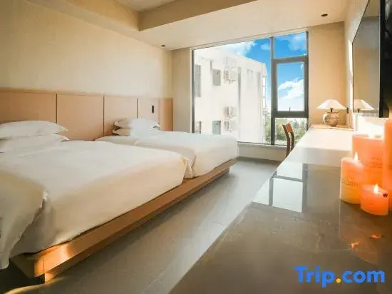 White House Weichi Hostel