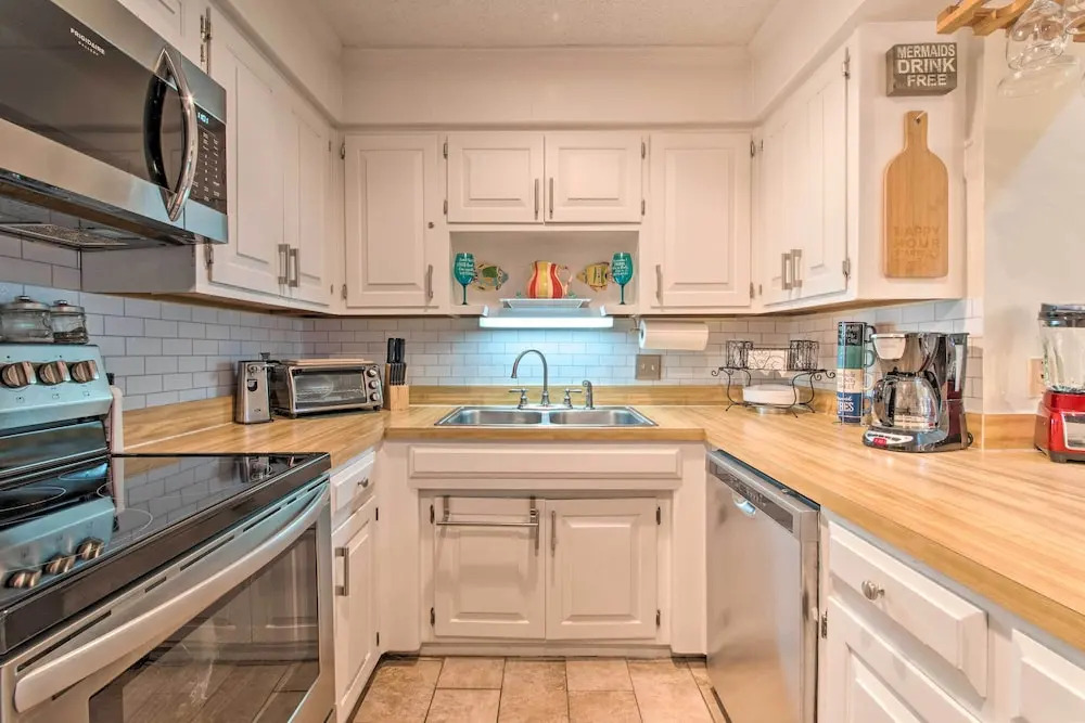 Topsail Beach Oceanfront Oasis w/ Stunning Views!