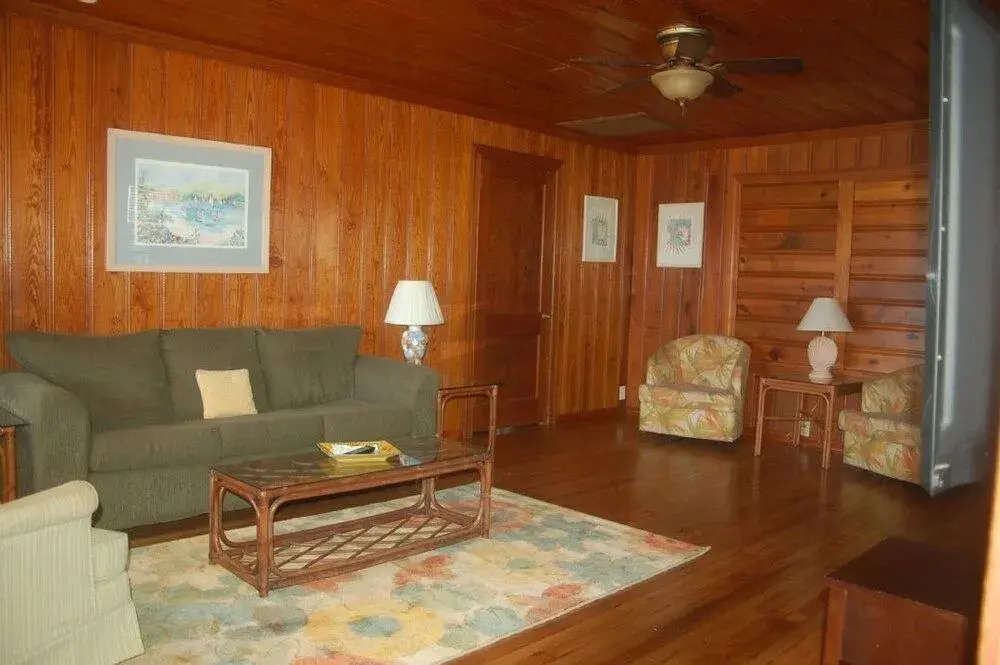 White Cap - 5 Br Home