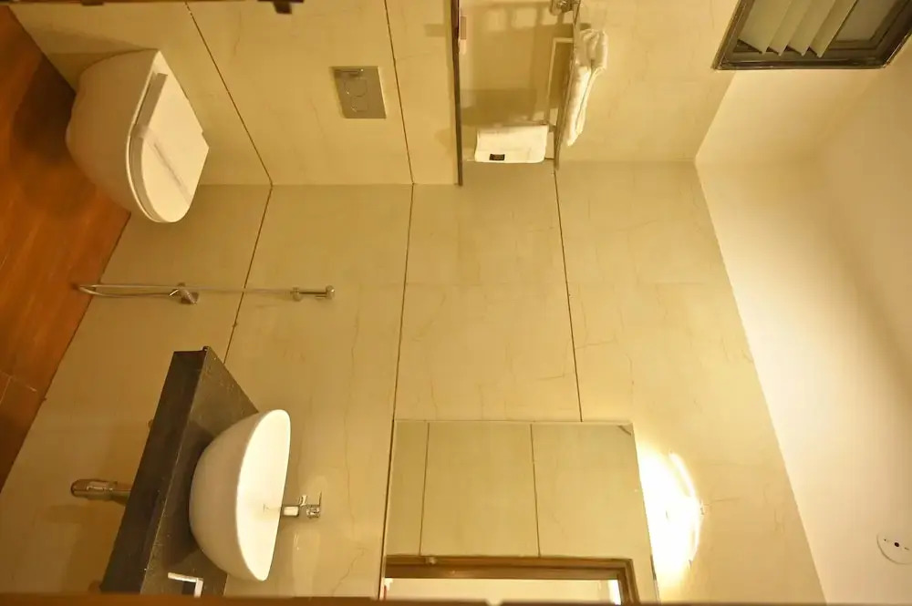 Hotel 7-B