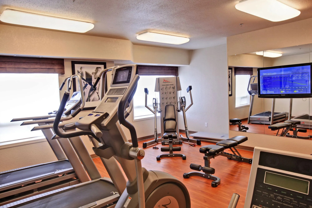 Home Inn & Suites Regina East