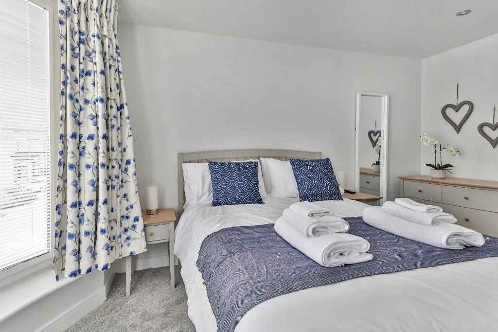 13 Belle House - Apartment 1