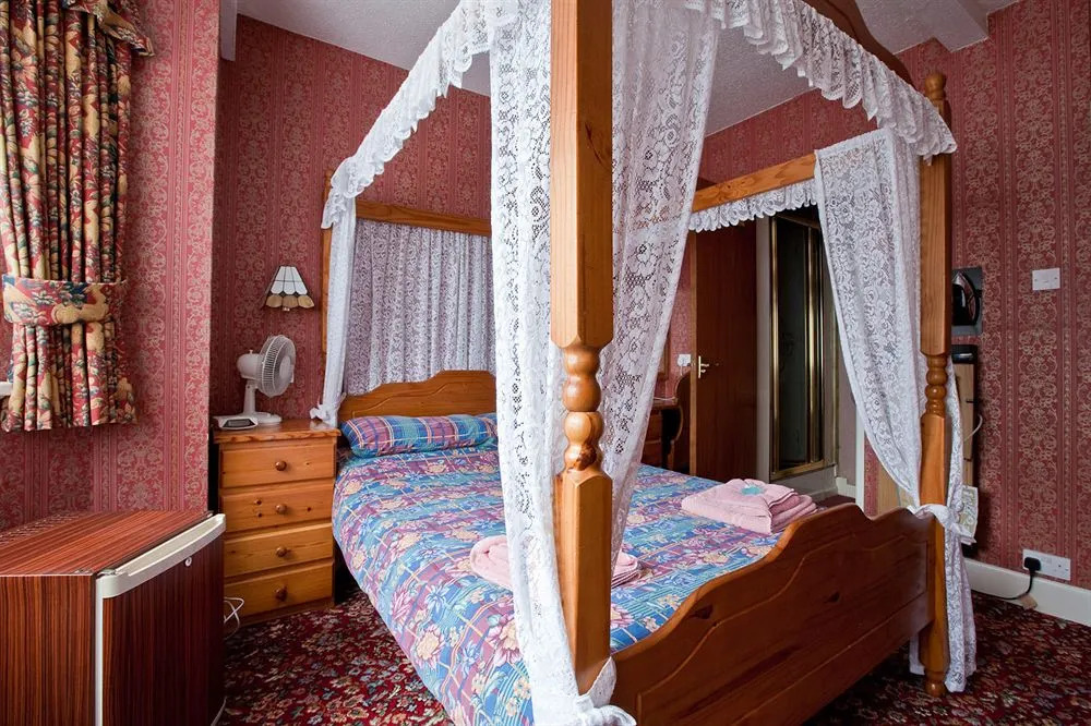 Mayfield Hotel