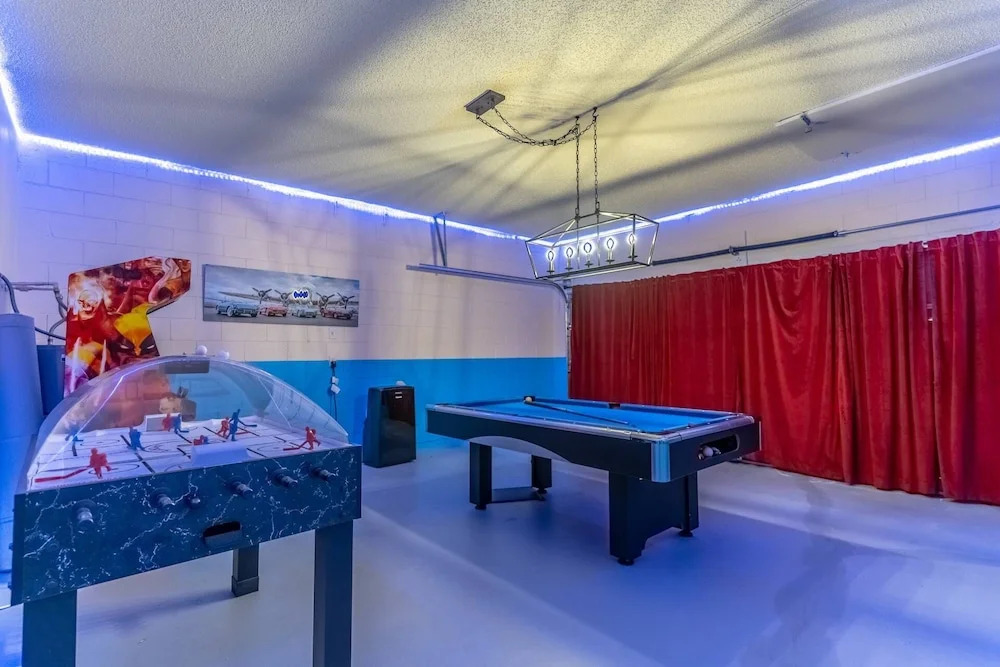 2712 Emerald Island