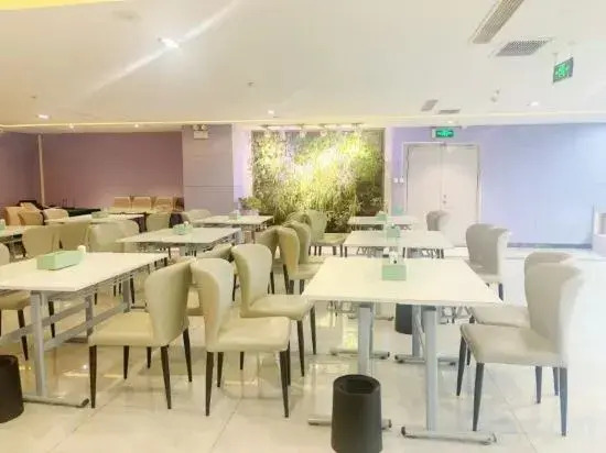 Xana Hotelle Qingya Hotel (Shijiazhuang Railway Station Higher Education Area)