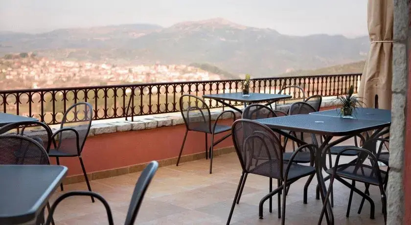 Vytina Mountain View Hotel