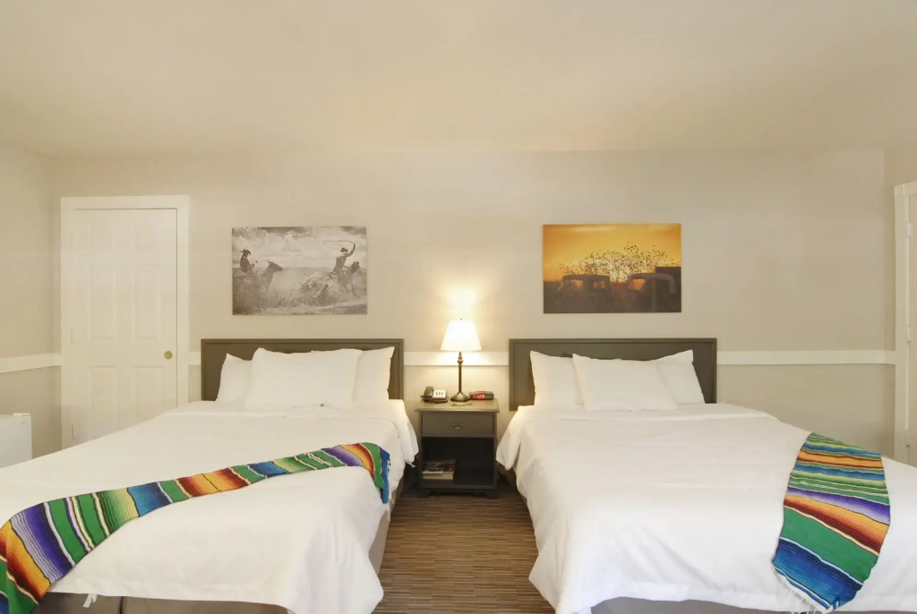Palm Canyon Hotel and RV Resort