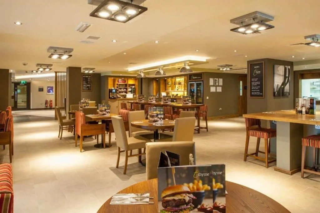 Premier Inn London Hendon - The Hyde