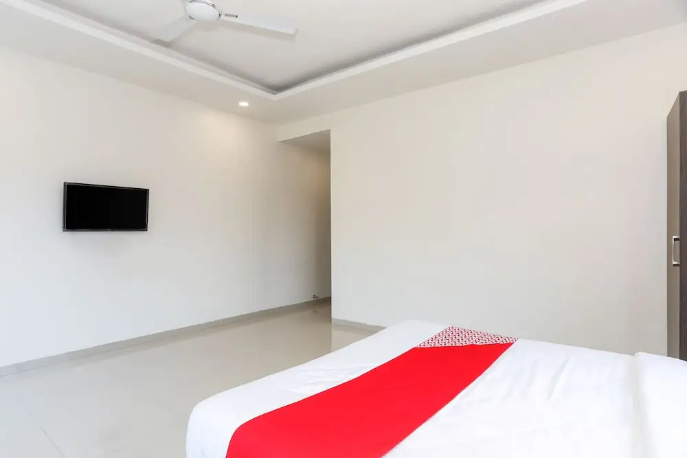 Oyo 19404 Hotel Namrata