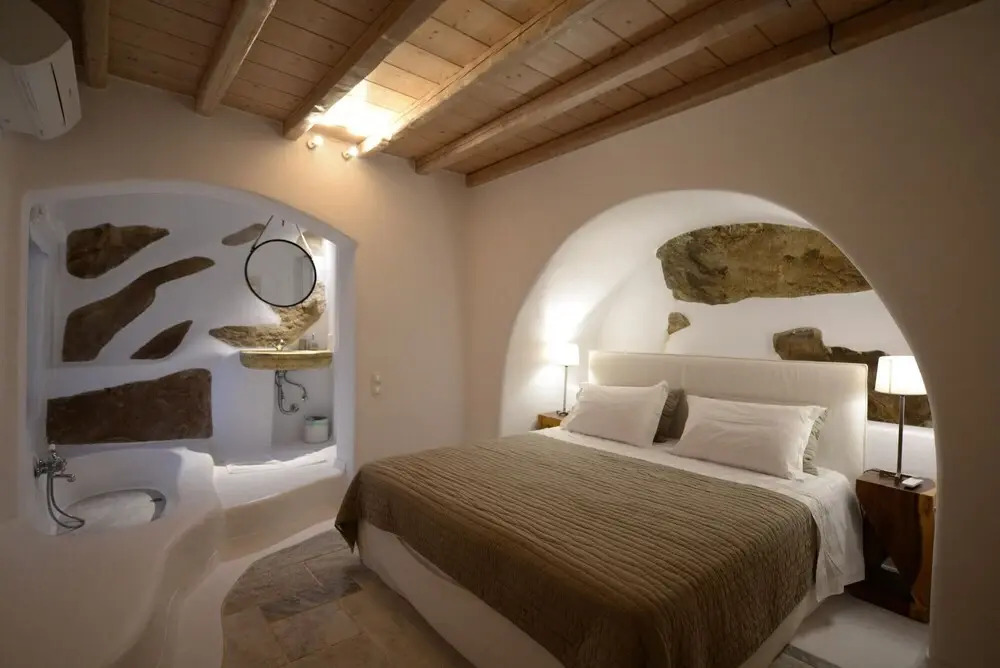 Villa Azurite with heated pool by Diles Villas
