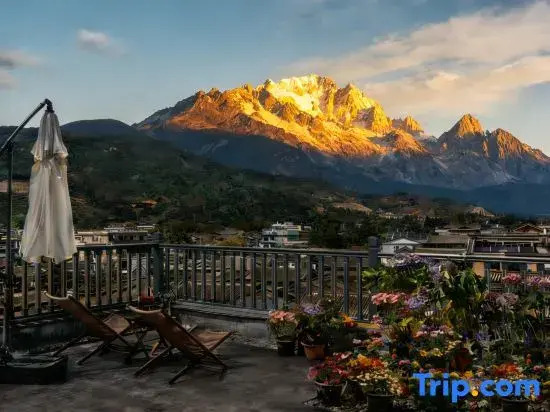 Yukai Snow Mountain Scenic Homestay (Shuhe Ancient Town Branch)