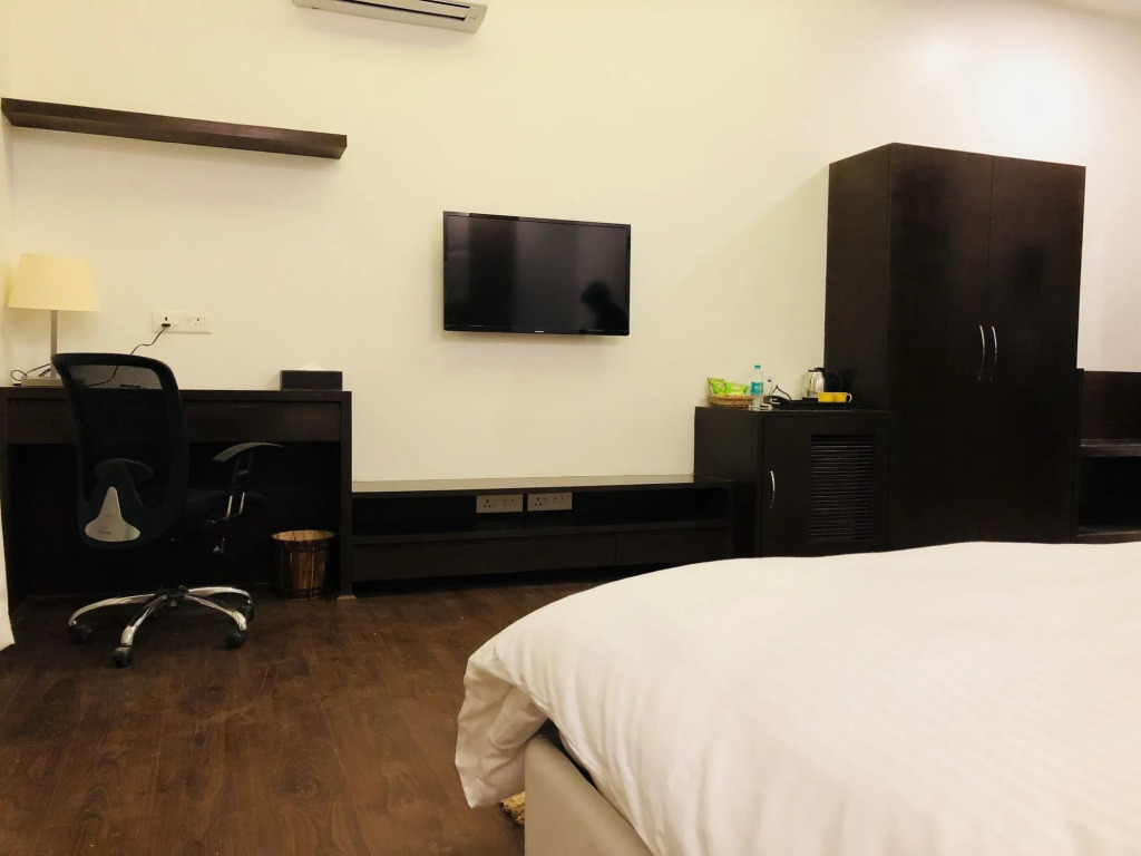 Vivid Boutique Hotel, Medanta, Gurugram