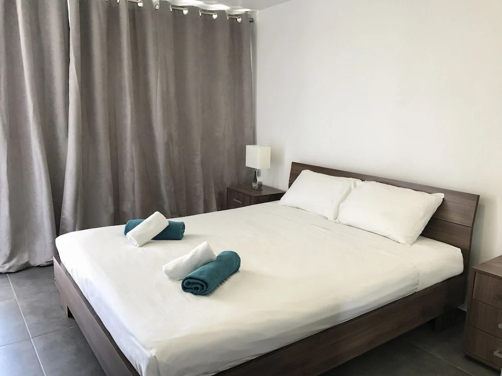 Poseidon Apartment By Michalis