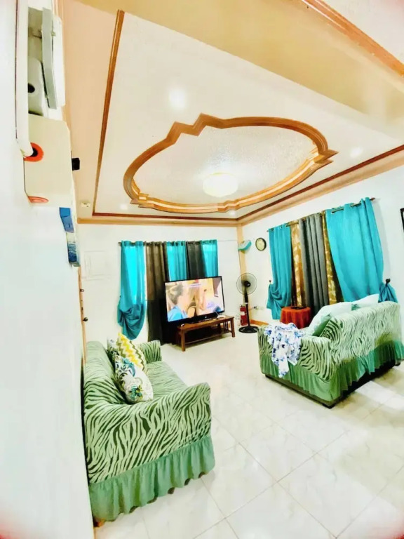 Len Staycation in Panabo 3BDR-2BR-Downstairs Wifi Netflix