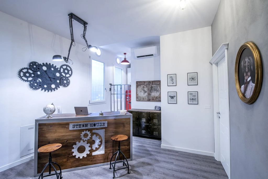 Steam House Room & Breakfast