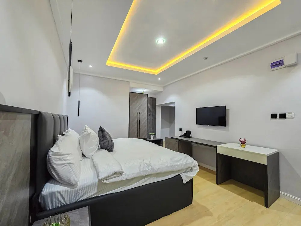 Twinny Hotel & Suites