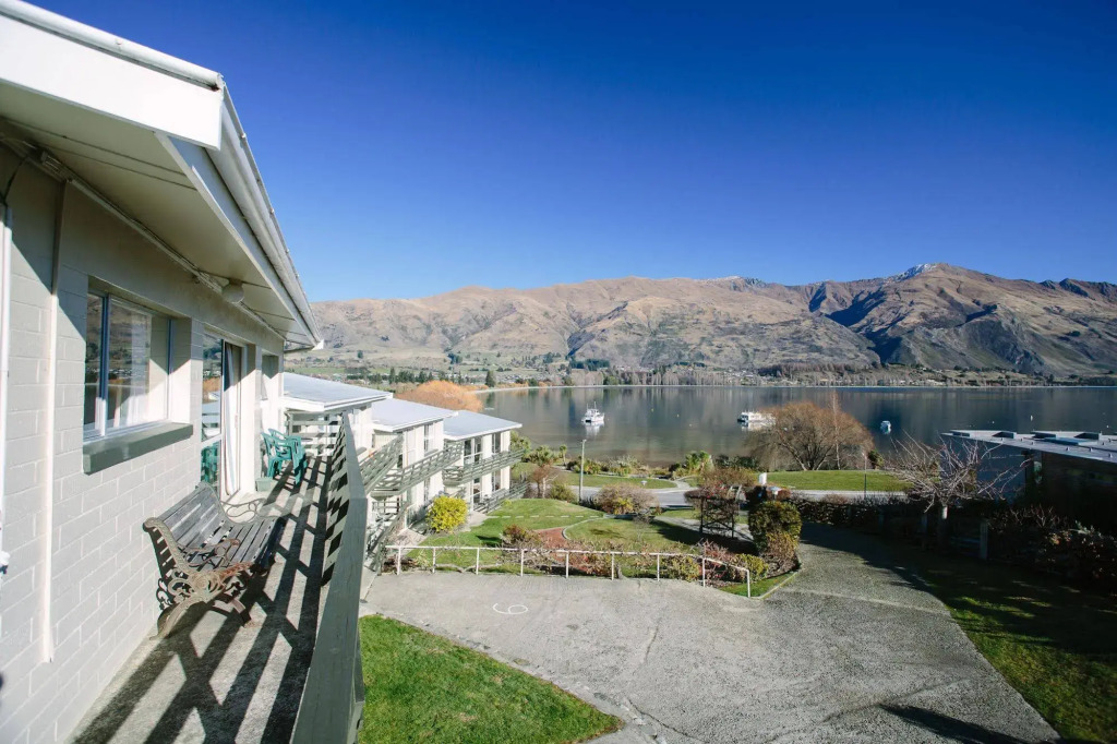 Panorama Court