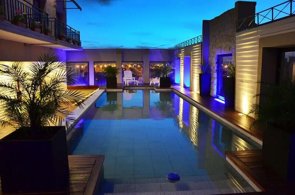 Le Parc Hotel & Suite