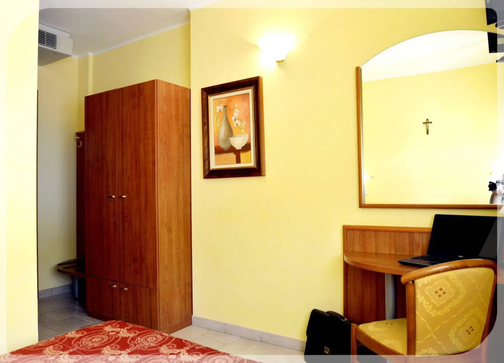 La Solaria Hotel