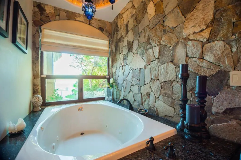 Casa Cortez Spectacular Seaside Getaway Sleeps 10